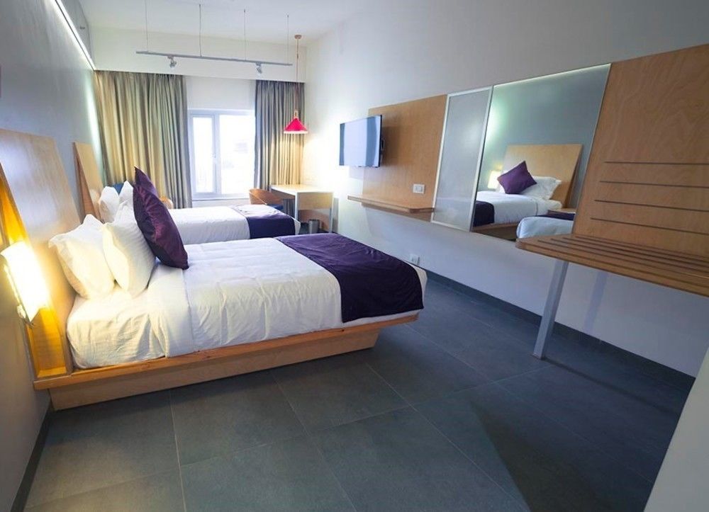 Hotel Aira Vijayawāda Екстериор снимка